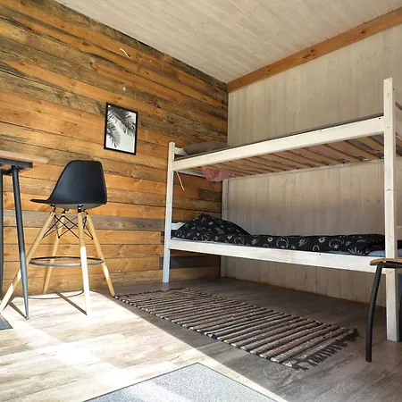 Apartmán Maennikumereaeaere With Sea View And Private Kõrgessaare