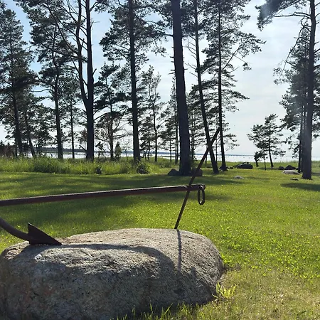 Lägenhet Maennikumereaeaere With Sea View And Private *