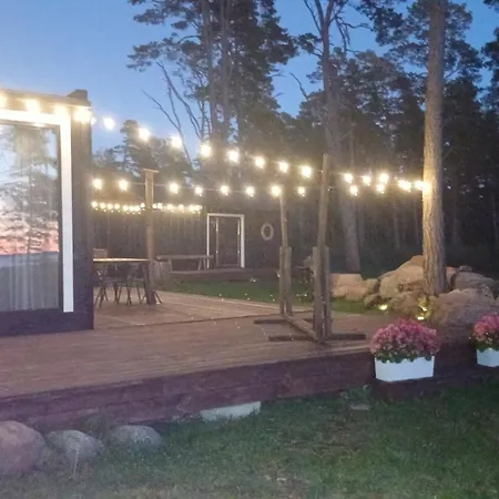 Maennikumereaeaere With Sea View And Private Kõrgessaare